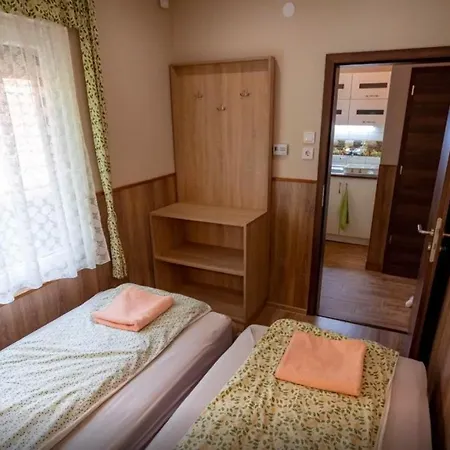 Szazszorszep Feriehus Mezőkövesd
